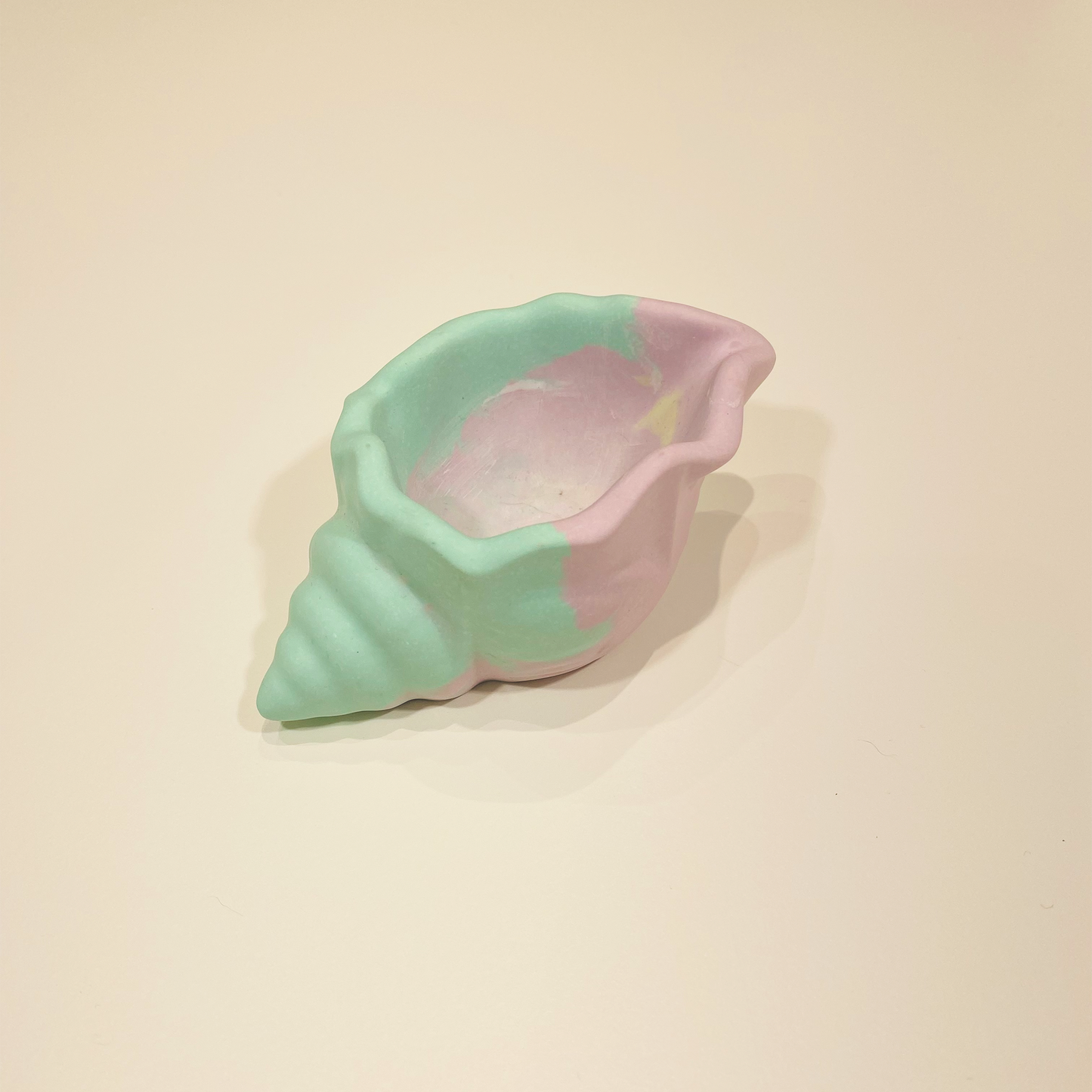 Shell Green Pink